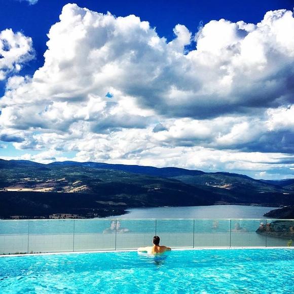 Meet your Posher, Jon - Picture 1 of 1